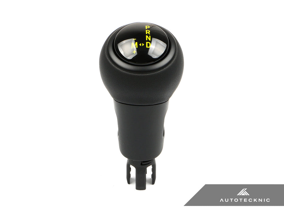 AutoTecknic GT4-Inspired Shift Knob - Porsche Macan (95B) 2015-2024