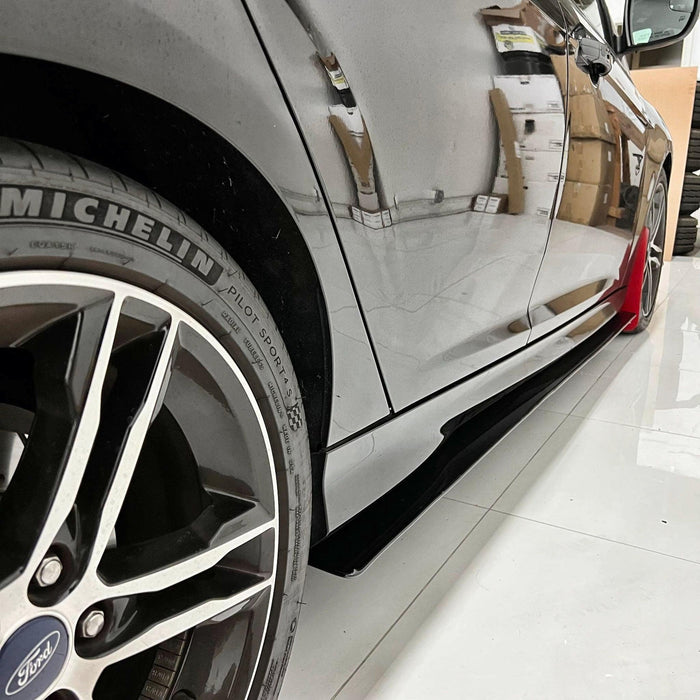 2011-2018 Ford Focus ST V1 Side Skirt Extensions