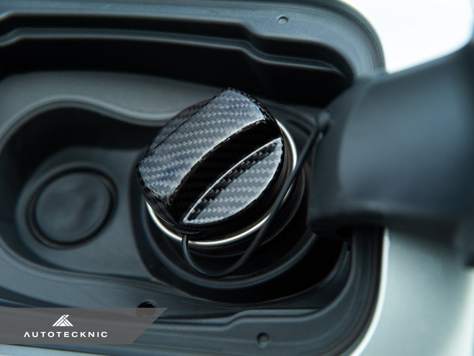 AutoTecknic Dry Carbon Competition Fuel Cap Cover - BMW U11 X1
