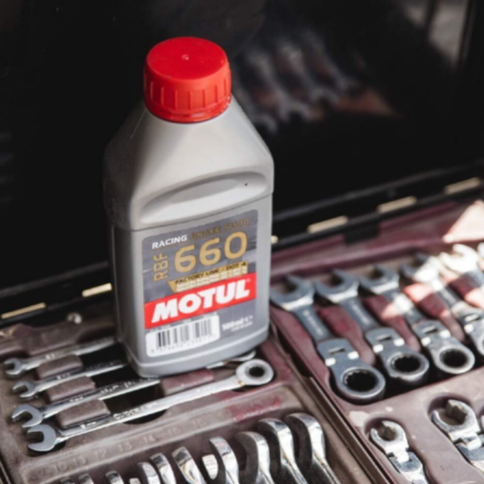Motul RBF 660 Factory Line DOT 4 Synthetic Racing Brake Fluid 500 ml